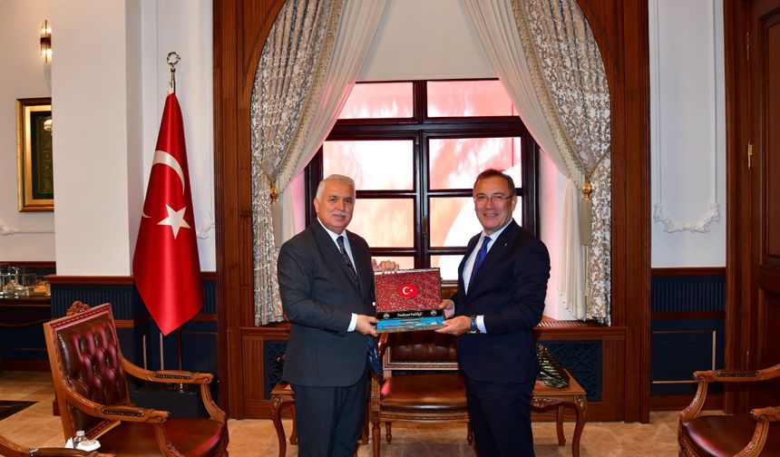Danıştay Başsavcısı Erkan, Trabzon Valisi Yıldırım'ı ziyaret etti