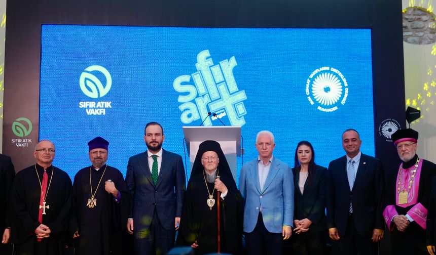 'Sıfır Artı' sergisinin kapanış resepsiyonu Maraşlı Rum İlkokulu'nda yapıldı