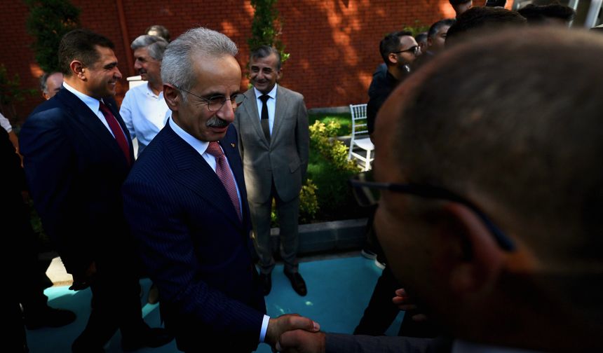 Ulaştırma ve Altyapı Bakanı Uraloğlu, Düzce'de okul açılışında konuştu: