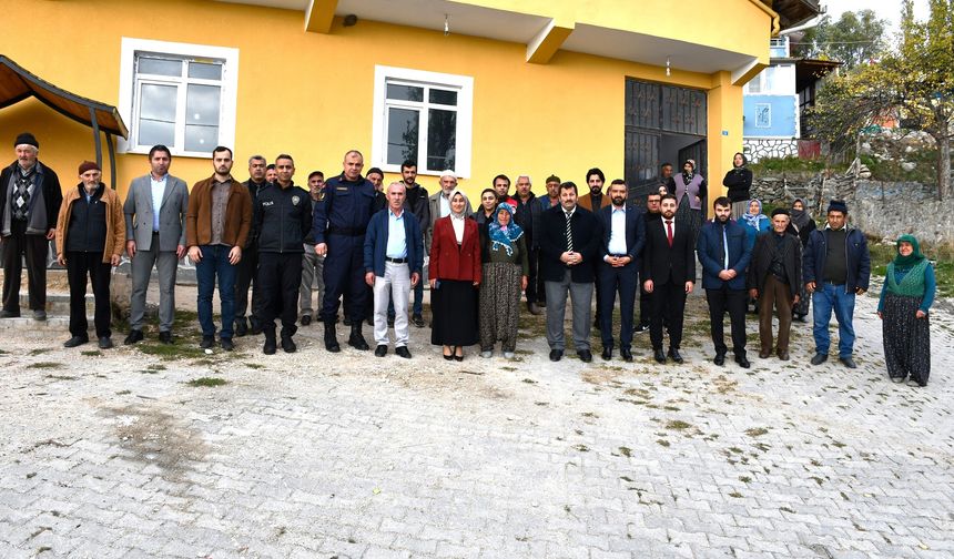 Gümüşhacıköy Kaymakamı Güneş, köy ziyaretlerine devam ediyor