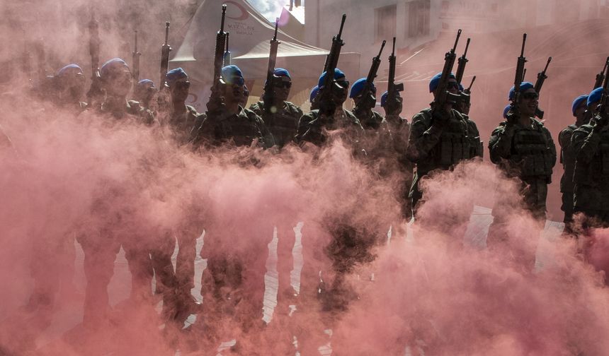 Sakarya ve çevre illerde Cumhuriyet'in 102. yıl dönümü kutlandı