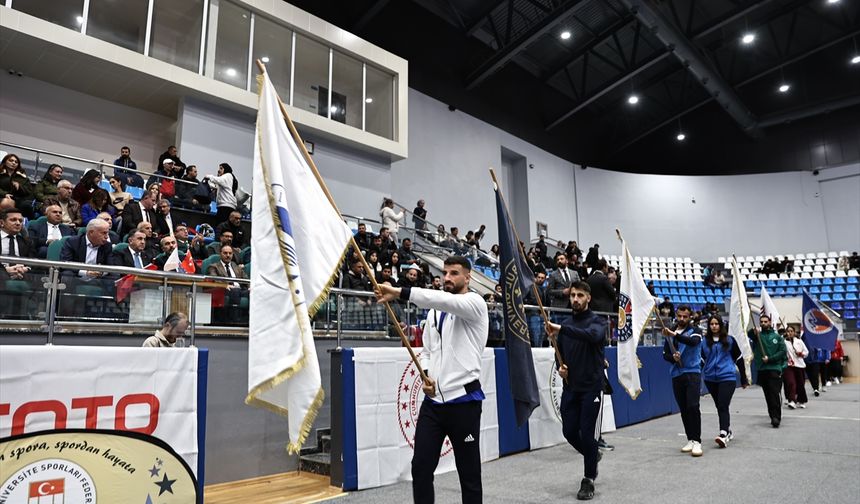 ÜNİLİG Türkiye Boks Şampiyonası, Bayburt'ta başladı