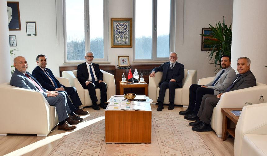 Bolu Abant İzzet Baysal Üniversitesi Rektörü Prof. Dr. Faruk Yiğit göreve başladı