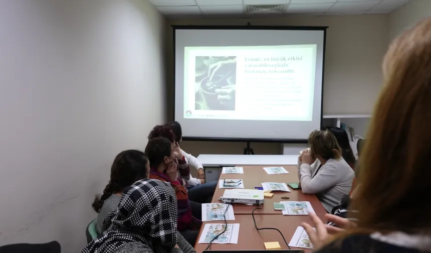 İstanbul Maltepe'de kadınlara tasarruf yönetimi ve çevre eğitimi