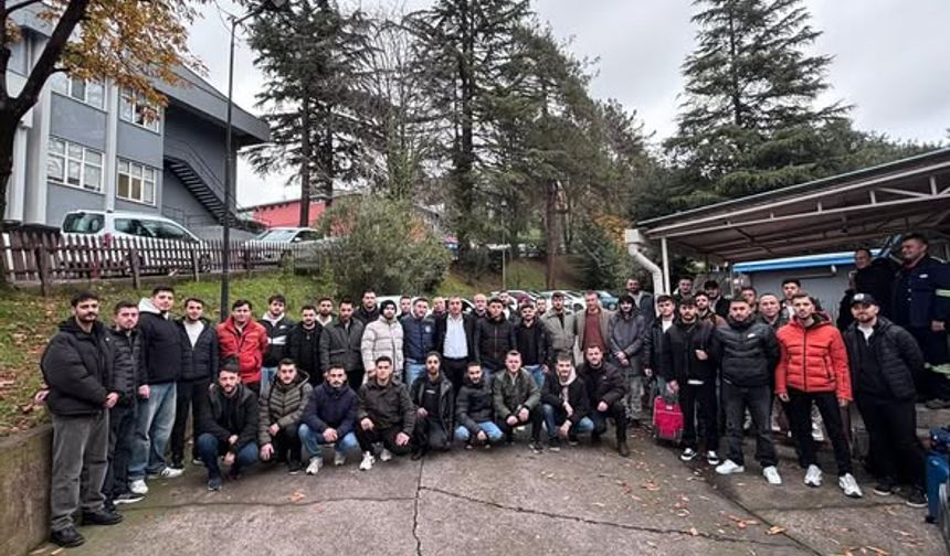 BAŞKAN, İŞÇİLERİ YOLCU ETTİ