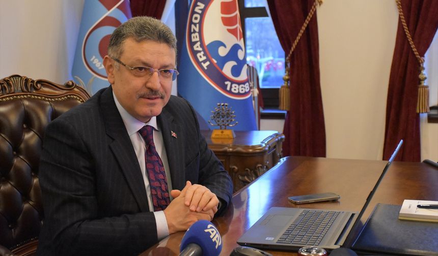 Trabzon Büyükşehir Belediye Başkanı Genç, AA'nın 'Yılın Kareleri' oylamasına katıldı