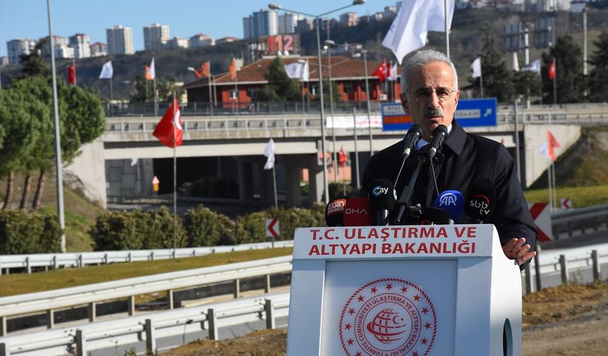 Ulaştırma ve Altyapı Bakanı Uraloğlu, Samsun'da Yeşilkent Kavşağı'nın açılışında konuştu: