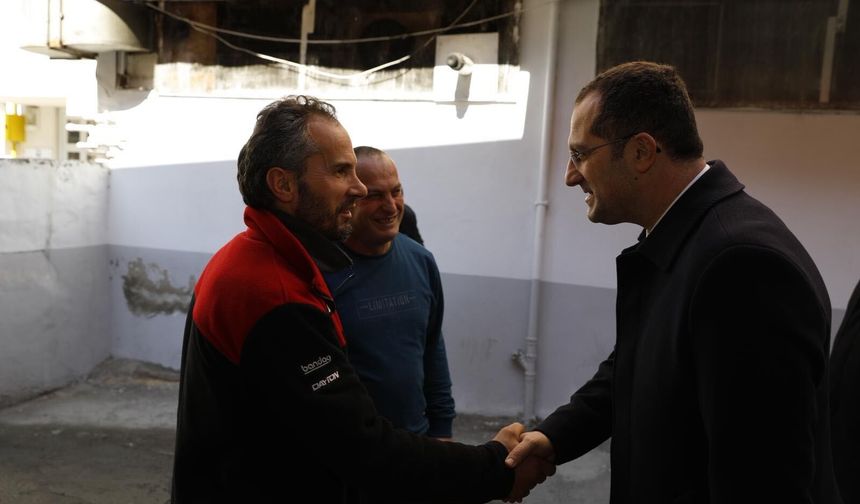 Akçaabat Belediye Başkanı Ekim, esnafı ziyaret etti