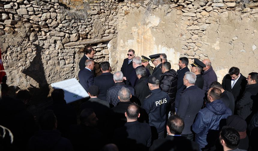 Bayburt'un düşman işgalinden kurtuluşunun 108. yıl dönümü dolayısıyla etkinlikler yapıldı