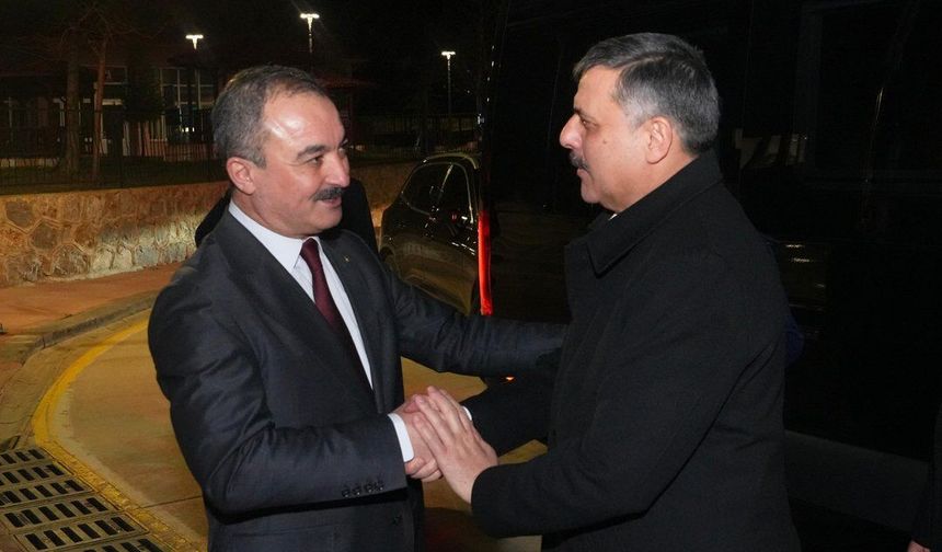 İçişleri Bakanı Çiftçi, Hitit Üniversitesi'ni ziyaret etti