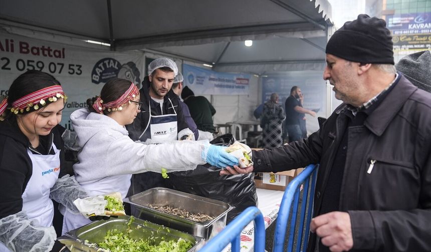 Ümraniye'de '11. Geleneksel Hamsi ve Kültür Festivali' yapıldı