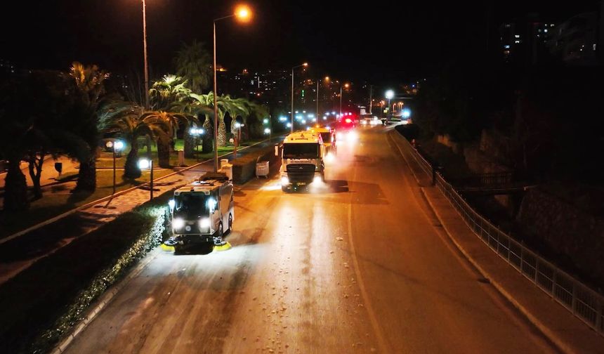 GECE TEMİZLENİYOR SABAH AYNI TABLO