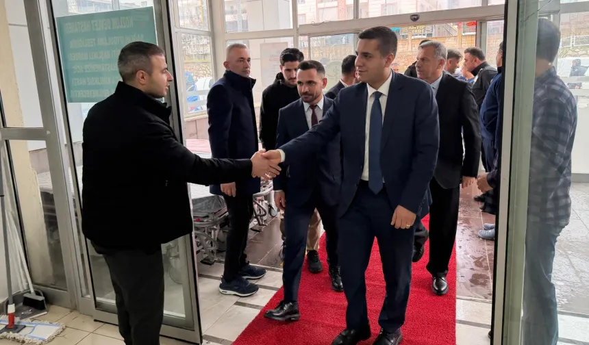 Batman Kozluk'ta bayramda sağlık çalışanlarına ve hastalara ziyaret