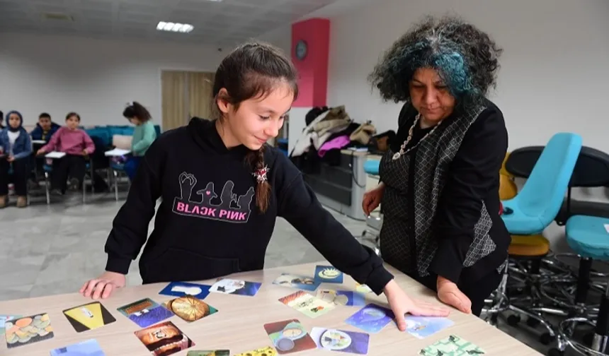 Bursa Osmangazi'de küçük yazarlardan büyük adım