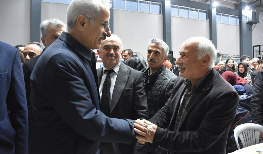 Ulaştırma ve Altyapı Bakanı Uraloğlu, Trabzon'da iftar programında konuştu: