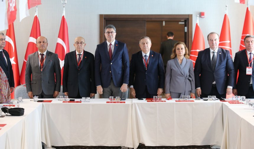 CHP Genel Başkan yardımcıları Aytekin ve Zeybek, Karabük'te toplantıya katıldı