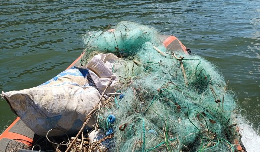 Çorum'da kaçak avcılıkta kullanılan 7 bin 200 metre misina ağına el konuldu