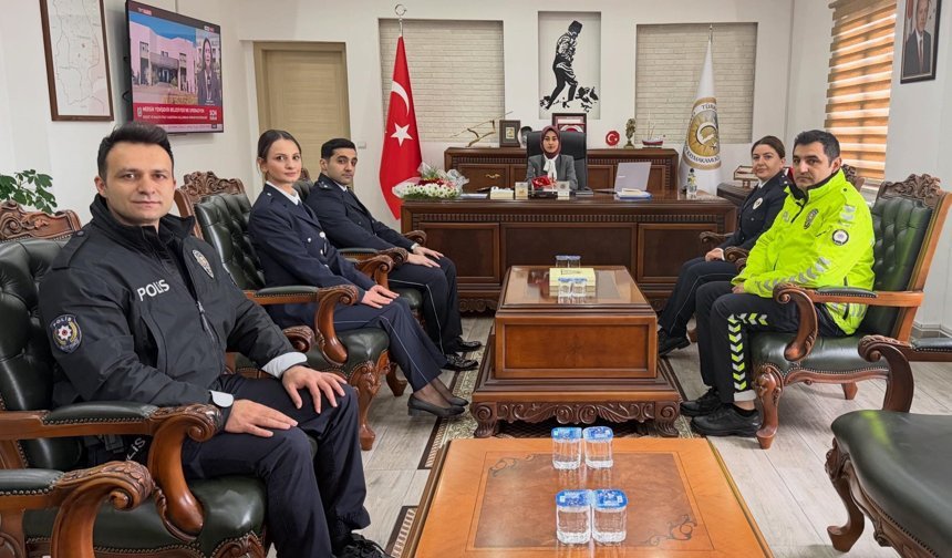 Gümüşhacıköy'de Polis Haftası ziyareti