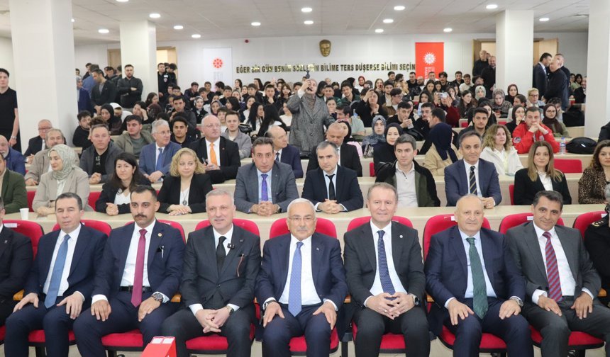 Ordu'da 'Karadeniz Stratejik İletişim ve Dezenformasyonla Mücadele Forumu' düzenlendi