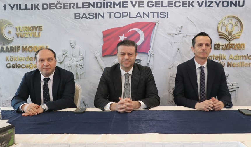 Rize Mili Eğitim Müdürü Akmeşe kentte sürdürülen eğitim çalışmalarını değerlendirdi