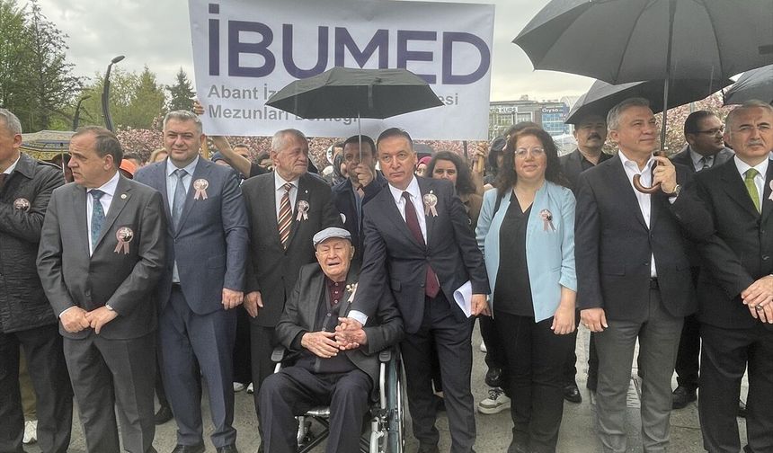 Bolu'nun hayırsever iş insanı İzzet Baysal, 'Şükran Günleri' etkinlikleriyle anılıyor