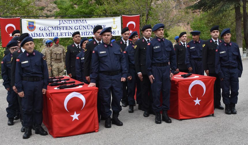 Gümüşhane'de engelli gençler temsili askerlik yaptı
