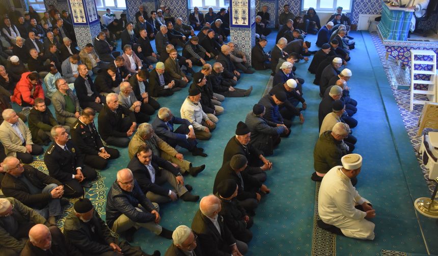 Trabzon ve çevre illerde Kurban Bayramı namazı kılındı