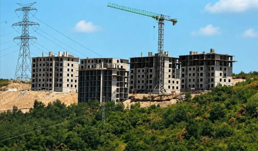 6 BLOKTAN OLUŞAN TOKİ KONUTLARI