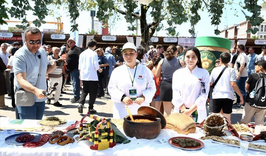 Giresun'un 'yeşil lezzetleri' gastronomi festivalinde tanıtıldı
