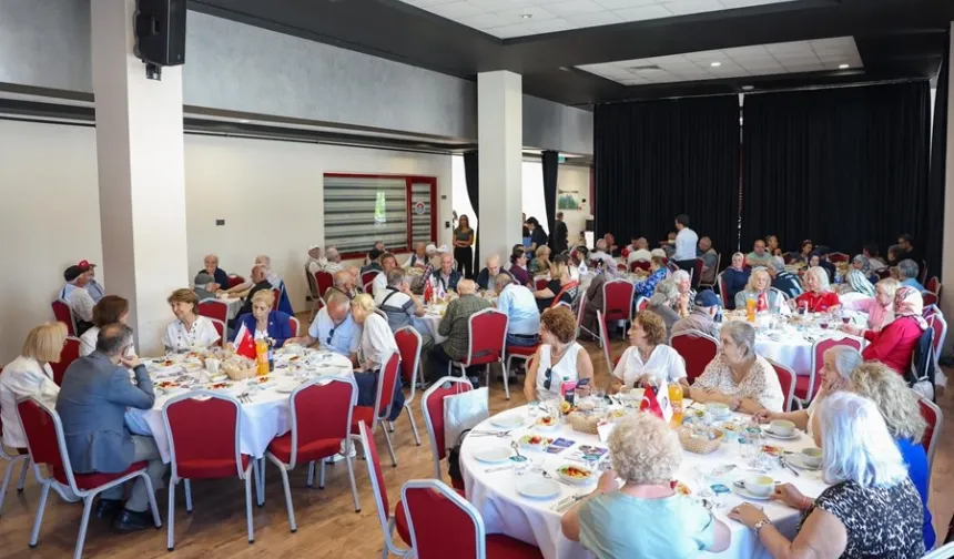 İstanbul Maltepe'de huzurevi sakinleriyle buluşma