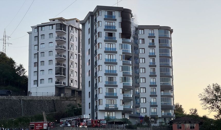 Rize'de apartman dairesinde çıkan yangın söndürüldü