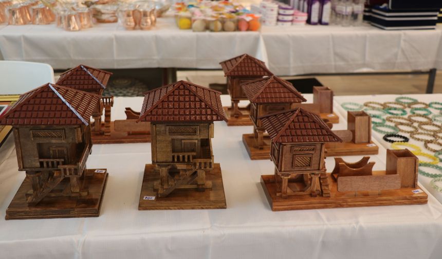 Rize'de el sanatları sergisi açıldı