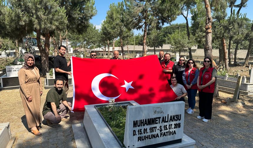 15 Temmuz şehidi Muhammed Ali Aksu Samsun'daki kabri başında anıldı