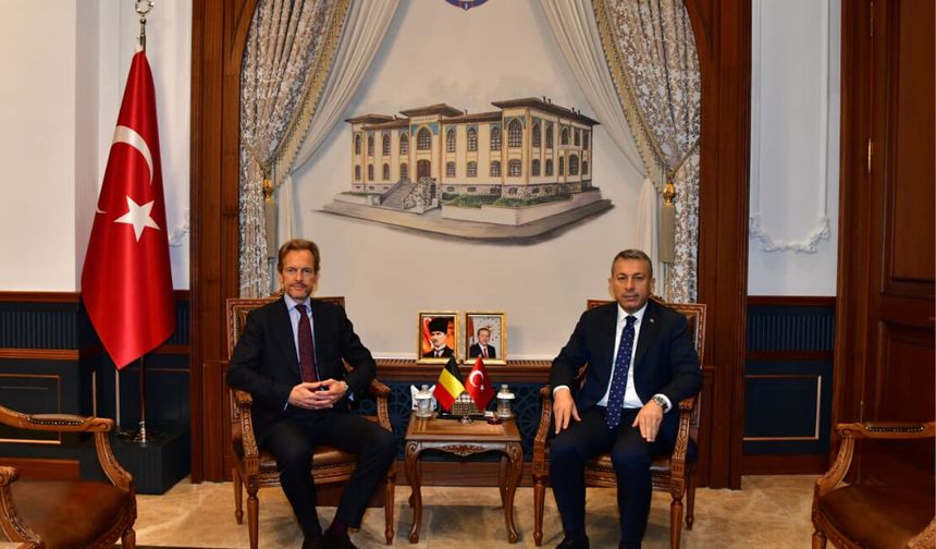 Belçika'nın Ankara Büyükelçisi Van de Velde, Trabzon Valisi Şahin'i ziyaret etti