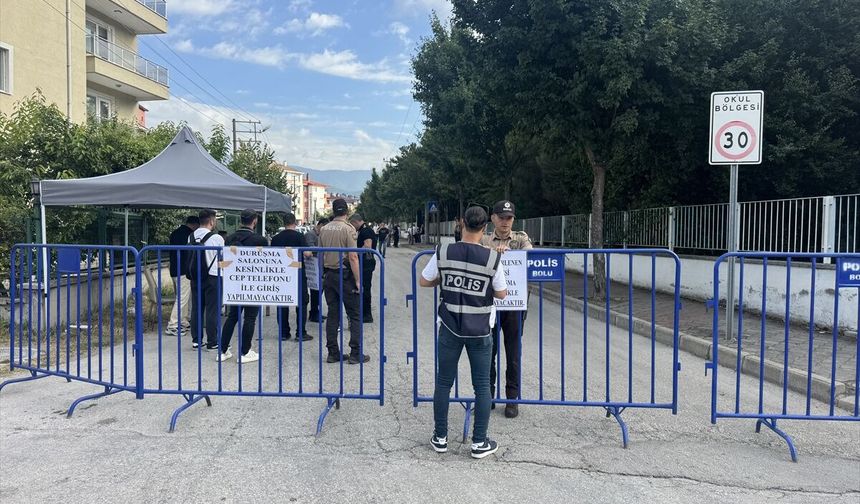 Bolu Belediyesine yönelik 'irtikap' soruşturması davası sanıklarının yargılanmasına başlandı