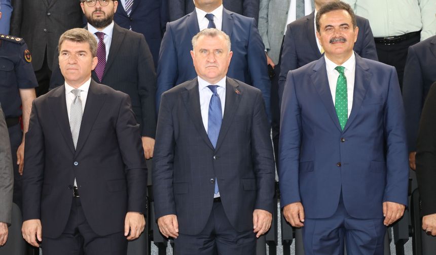 Gençlik ve Spor Bakanı Bak, Amasya'da spor salonunun açılışında konuştu: