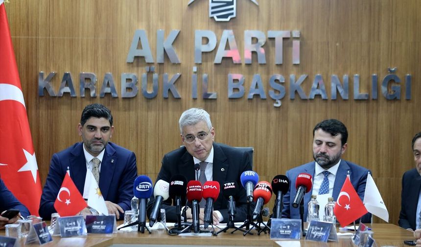 Sağlık Bakanı Memişoğlu, AK Parti Karabük İl Başkanlığı'nda konuştu: