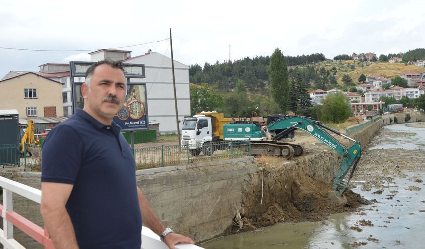 Samsun'da Tersakan Irmağı yatağının temizliğine başlandı