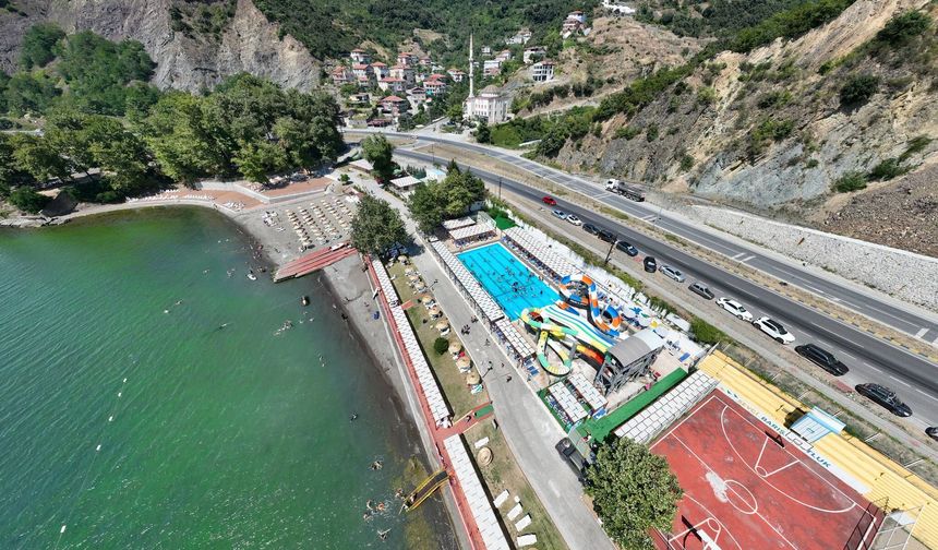 PLAJLARDAN ONBİNLERCE KİŞİ YARARLANDI