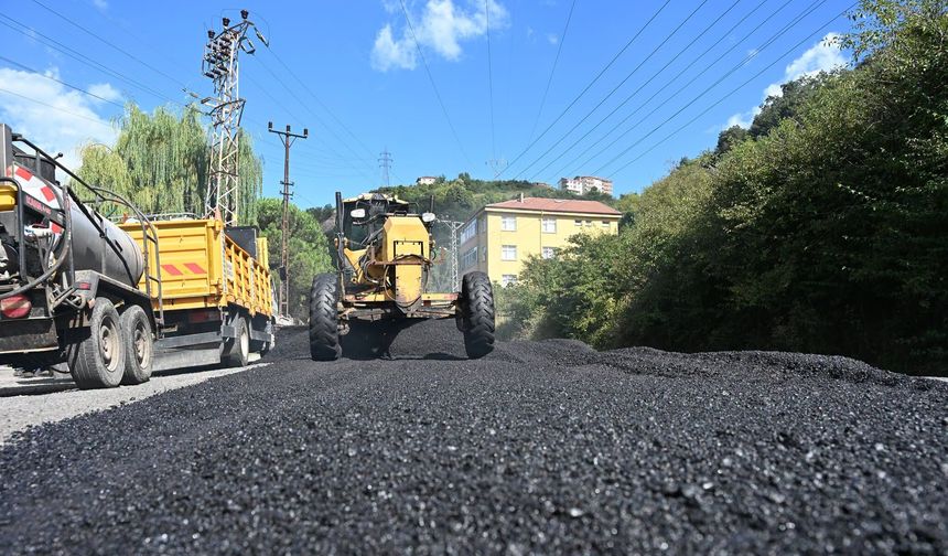 KEMER YOLUNDA ASFALT SENEYE KALABİLİR