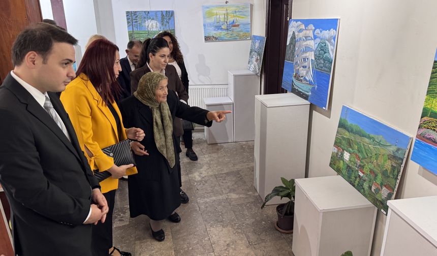 81 YAŞINDA İKİNCİ RESİM SERGİSİNİ AÇTI