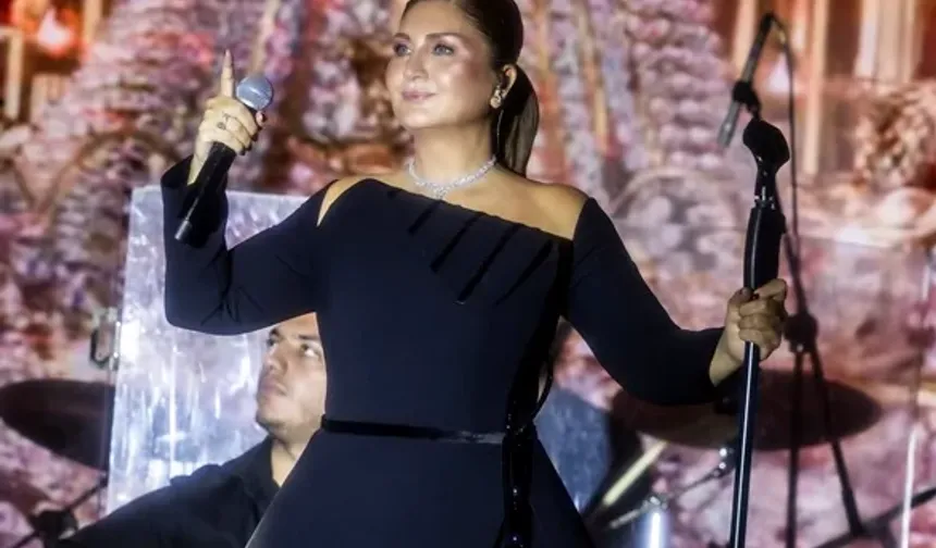 Sibel Can'dan Boğaz'da özel gece
