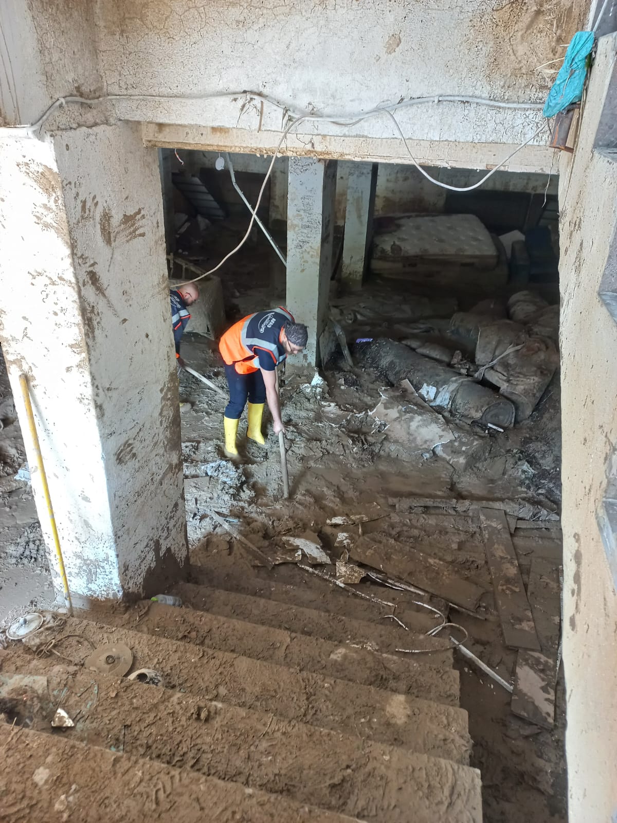 AA-20230713-31668533-31668530-AFAD_GONULLULERI_ZONGULDAKTA_SELIN_YARALARINI_SARIYOR