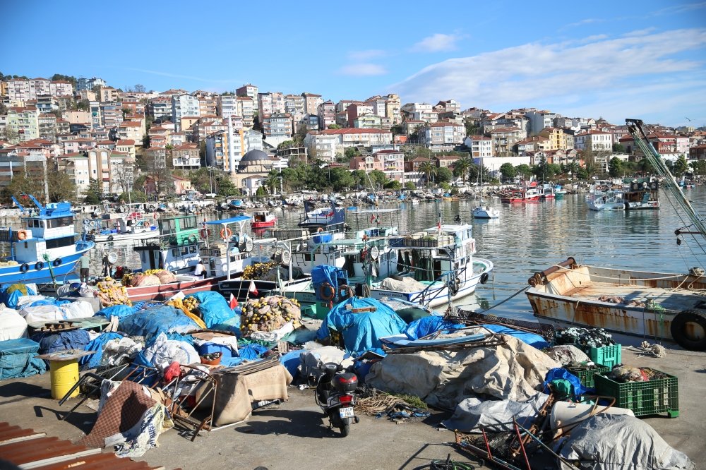 Karadeniz Ereğli'deki fırtına balıkçıları da etkiledi