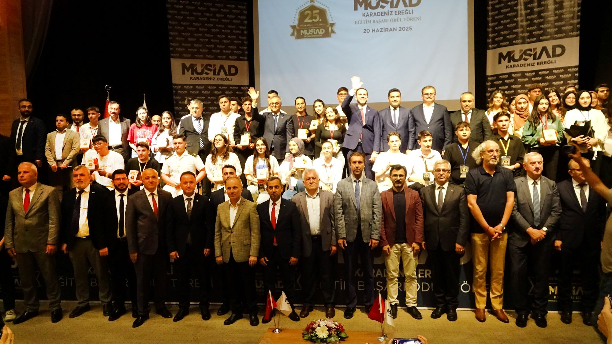Müsi̇ad 25. Eğitim Başarı Ödül Töreni Foto 12