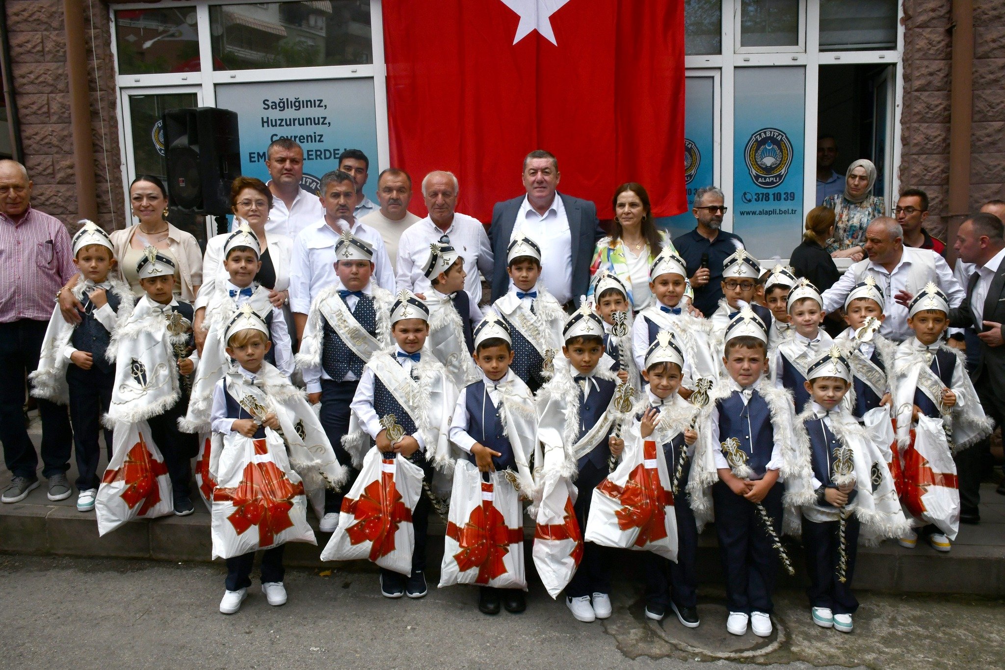 517615718 2551040765243707 2227357653632463313 N