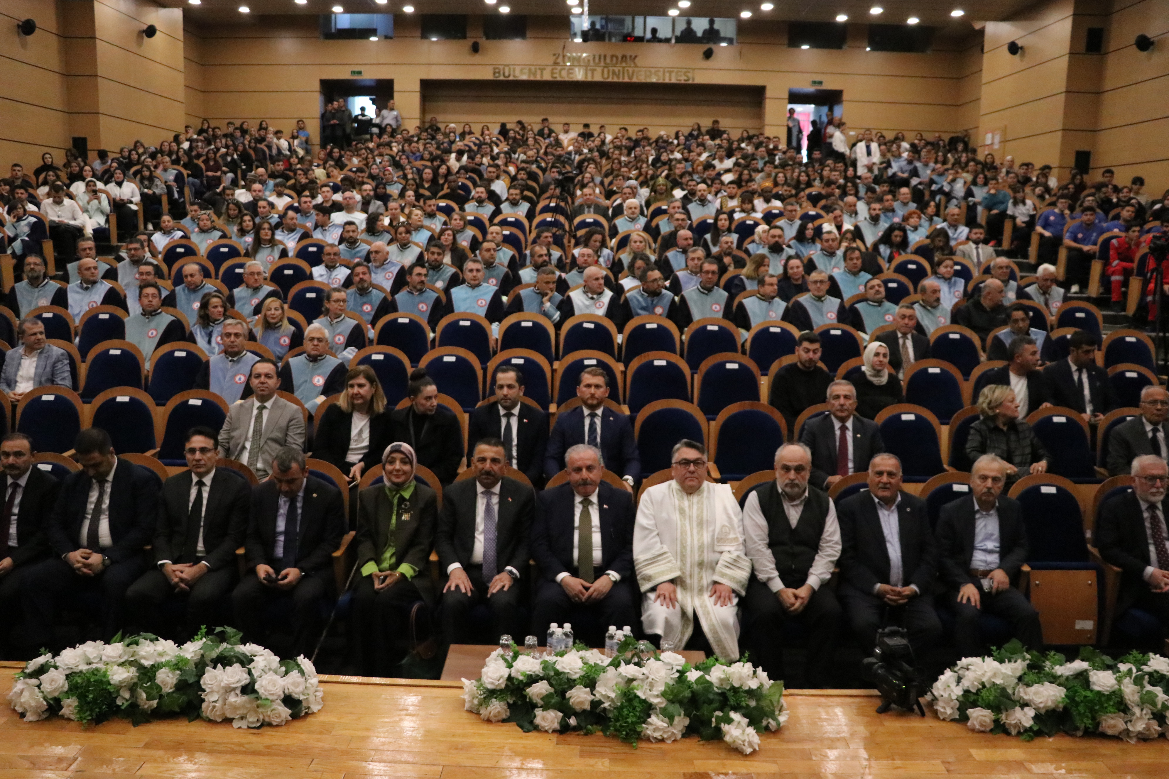 A A 20251030 39570130 39570125 Z O N G U L D A K B U L E N T E C E V I T U N I V E R S I T E S I Y E N I A K A D E M I K Y I L I A C I L I S T O R E N I D U Z E N L E N D I