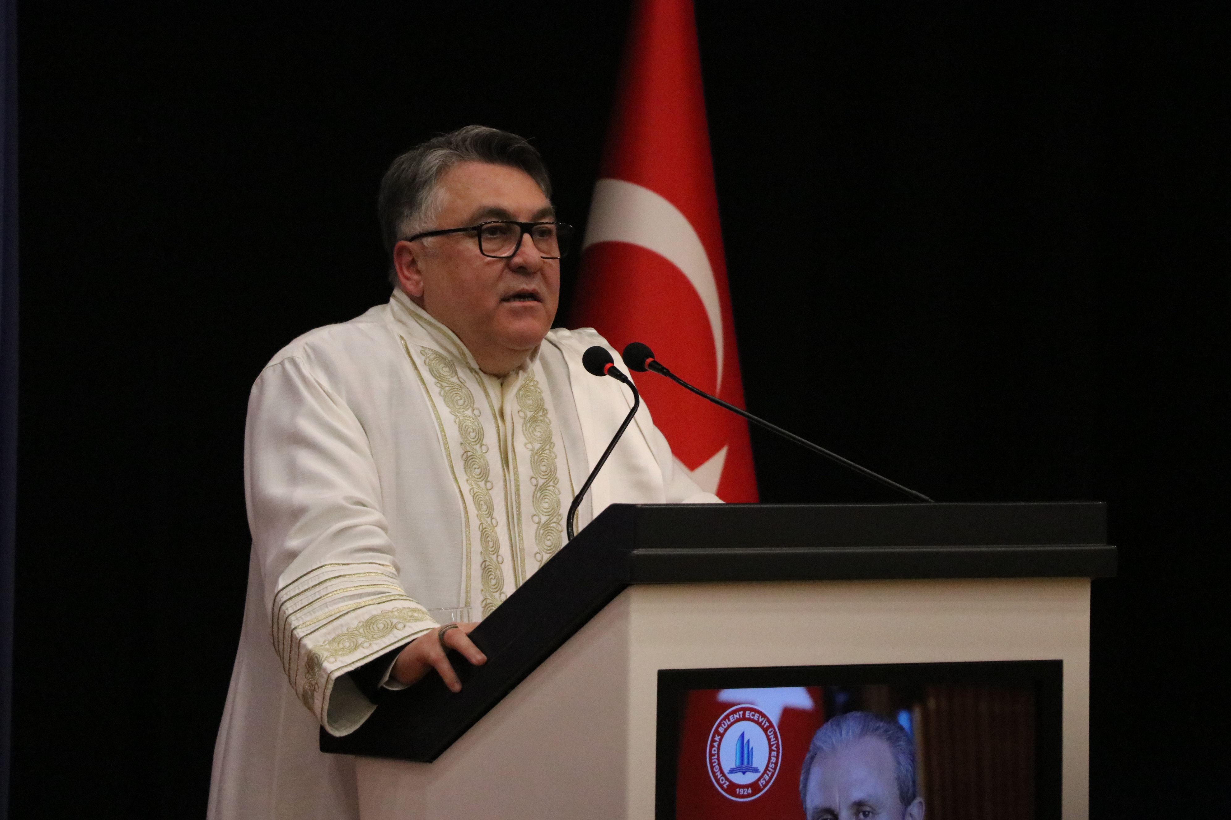 A A 20251030 39570130 39570127 Z O N G U L D A K B U L E N T E C E V I T U N I V E R S I T E S I Y E N I A K A D E M I K Y I L I A C I L I S T O R E N I D U Z E N L E N D I