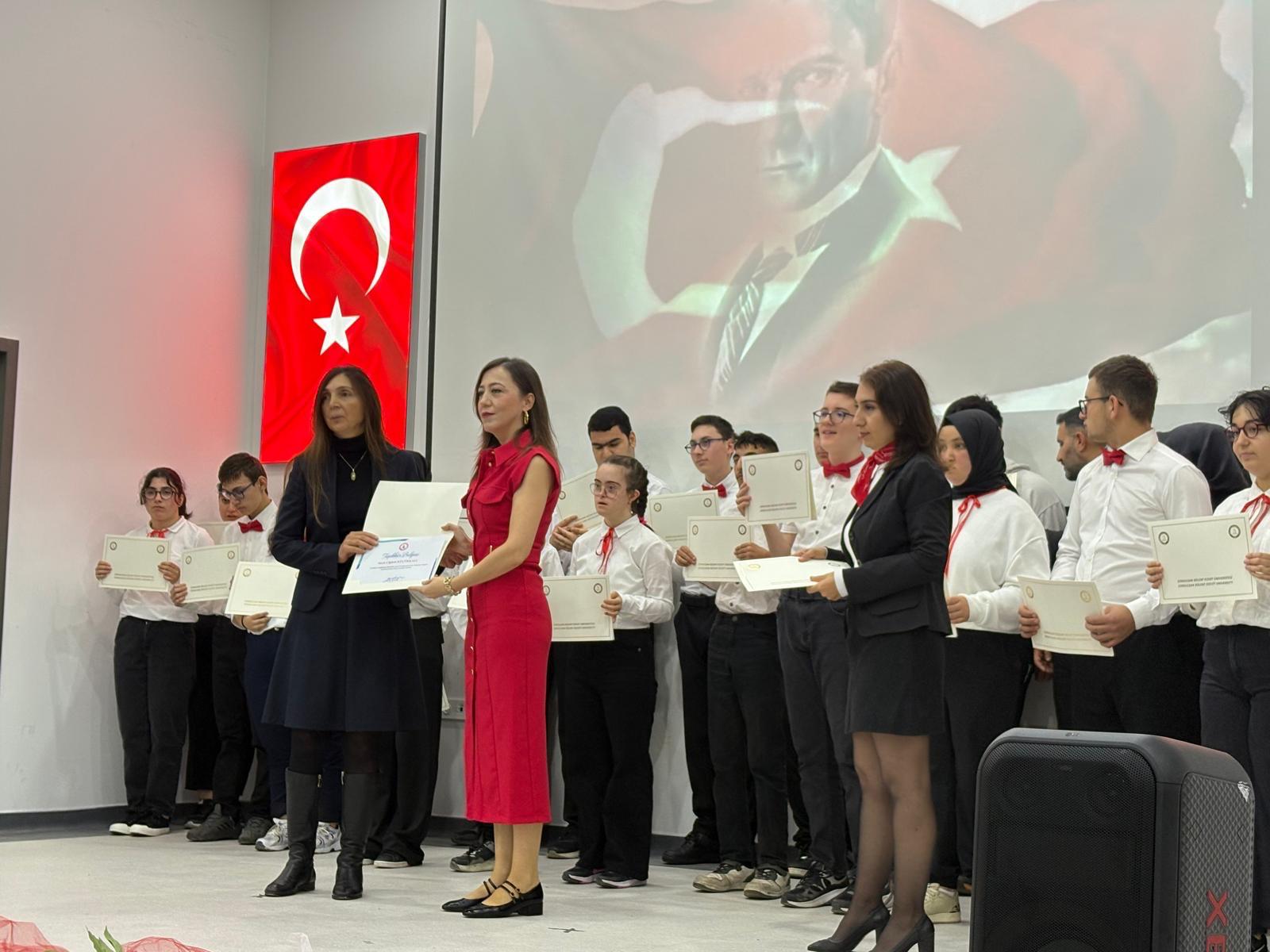 Whatsapp Image 2025 10 28 At 23.28.03 (1)