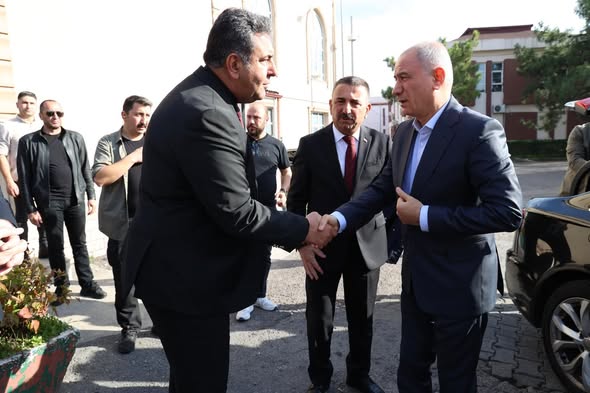 572108329 846394487903476 995671564803610796 N